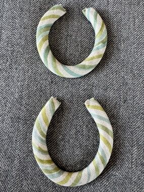 DARLING, NWOT, SMALL HORSESHOE COVERED WITH FABRIC FROM HABLE CONSTRUCTION